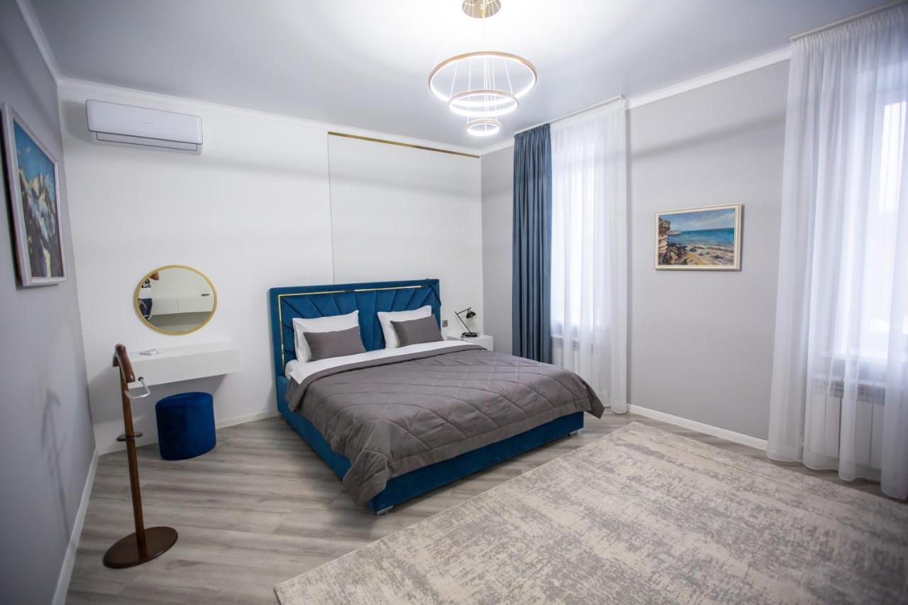 El-Tau Hotel Ekibastuz Buitenkant foto