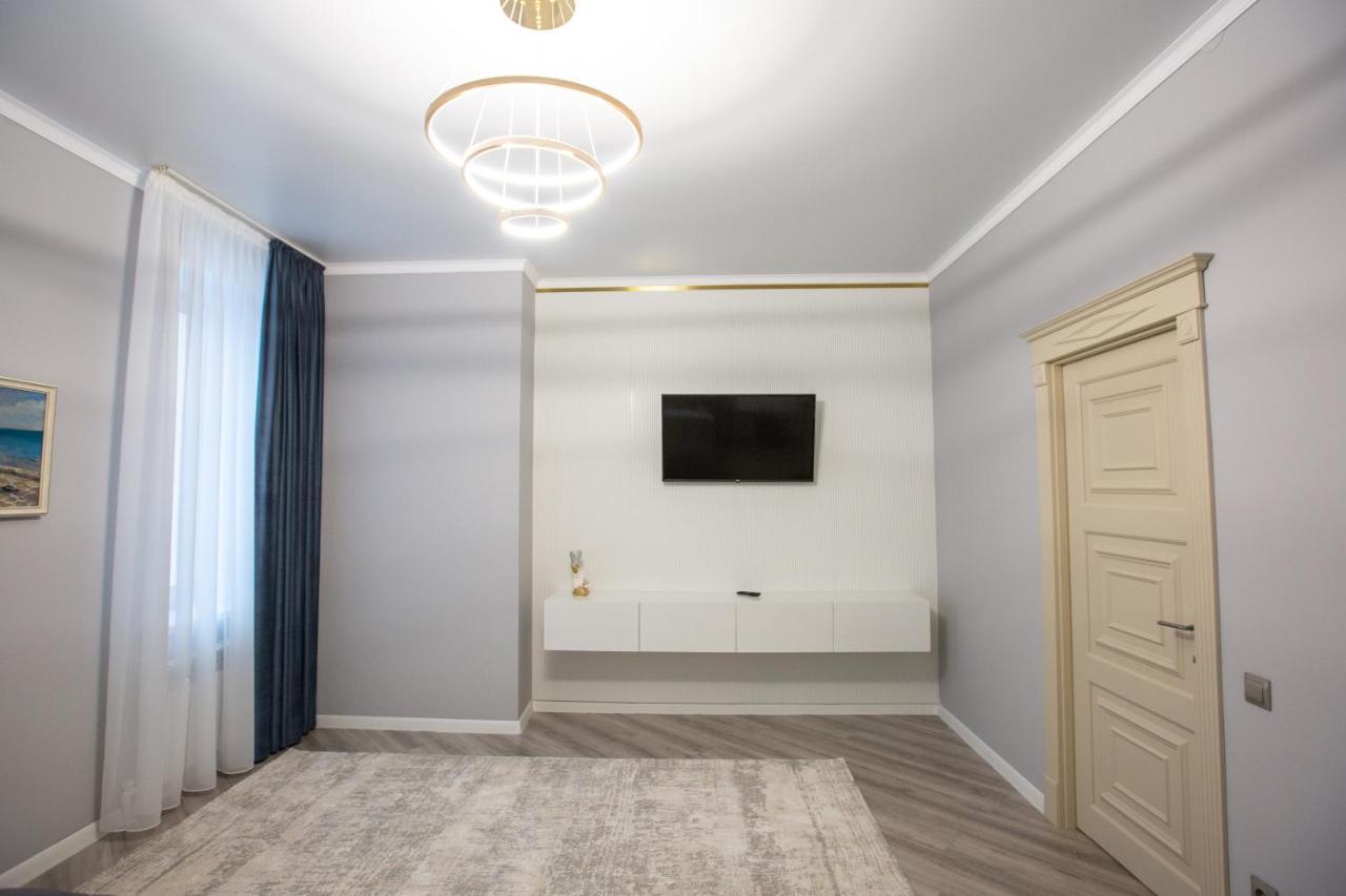 El-Tau Hotel Ekibastuz Buitenkant foto