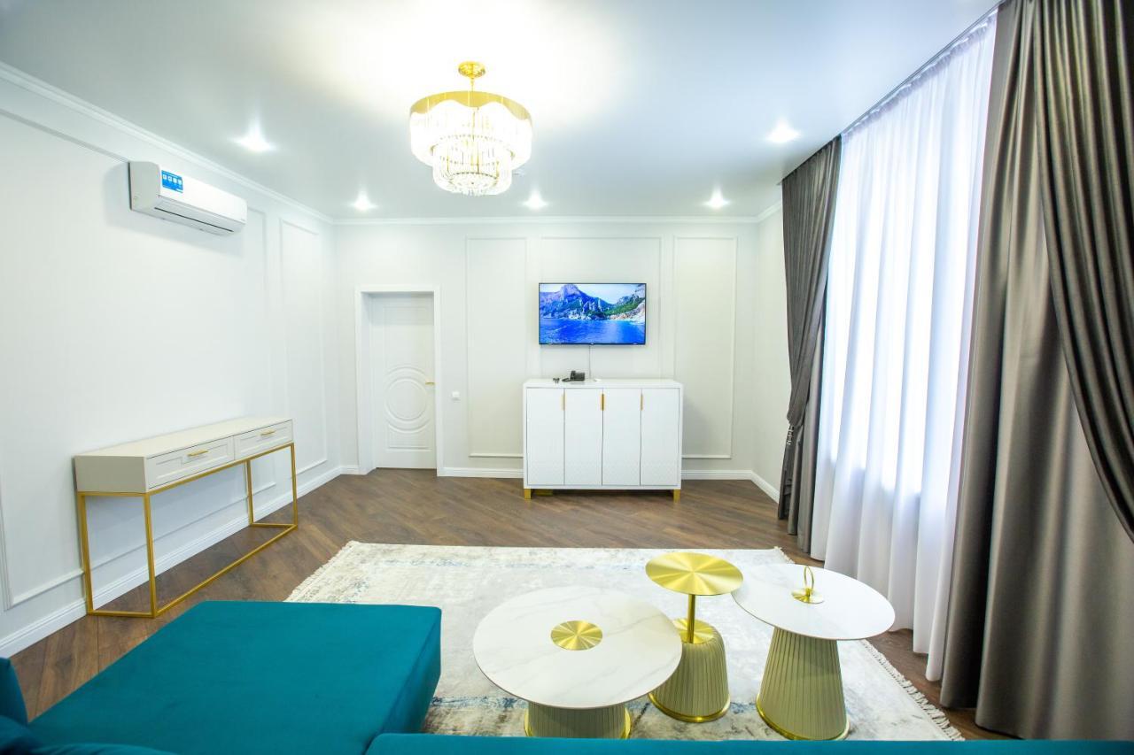 El-Tau Hotel Ekibastuz Buitenkant foto