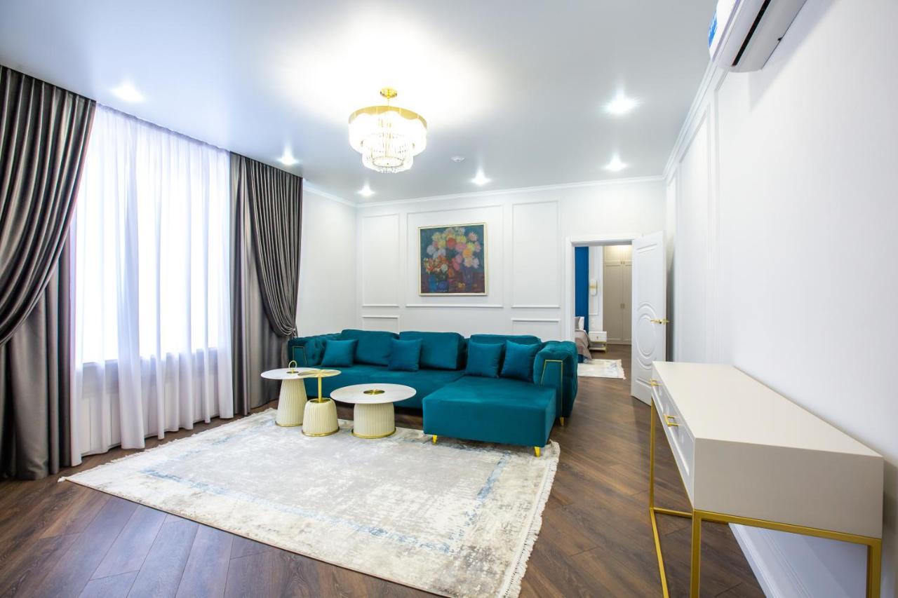 El-Tau Hotel Ekibastuz Buitenkant foto