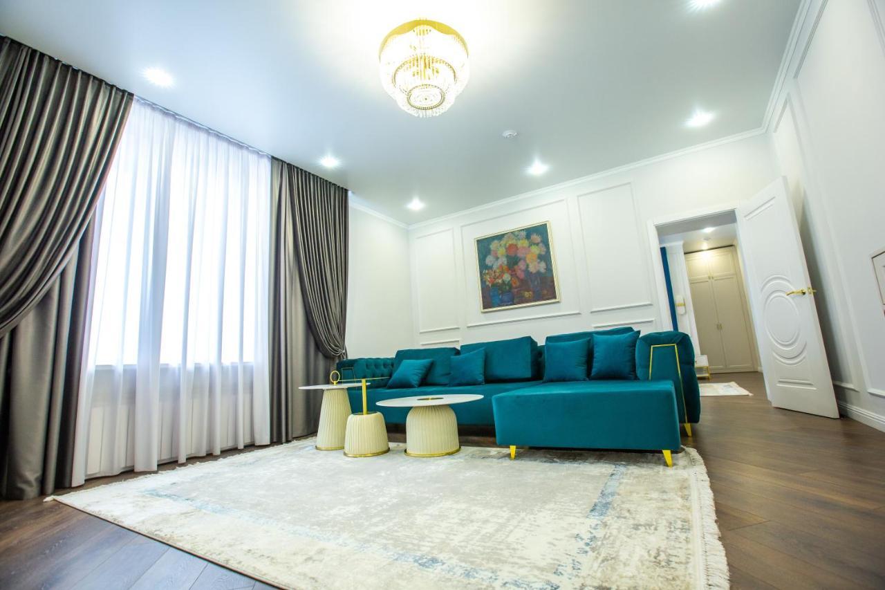 El-Tau Hotel Ekibastuz Buitenkant foto