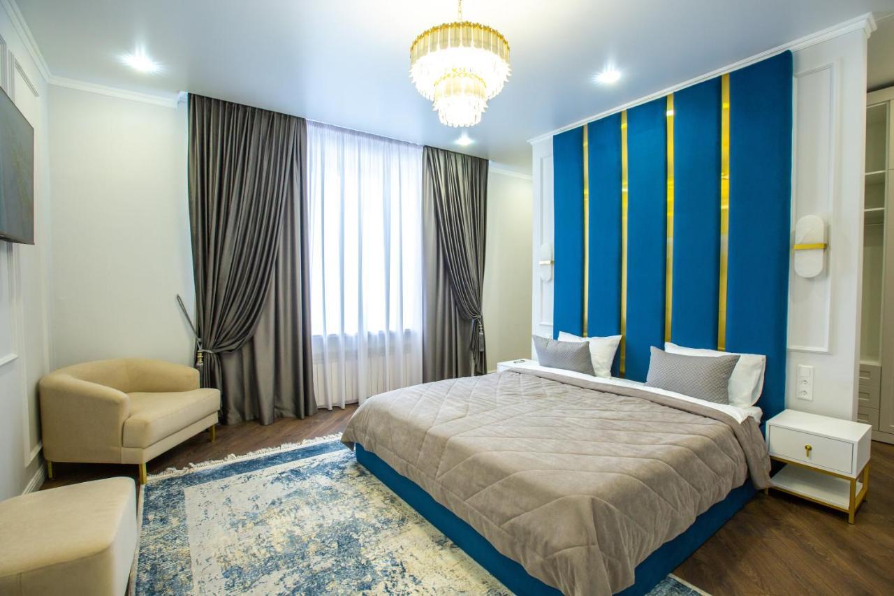 El-Tau Hotel Ekibastuz Buitenkant foto