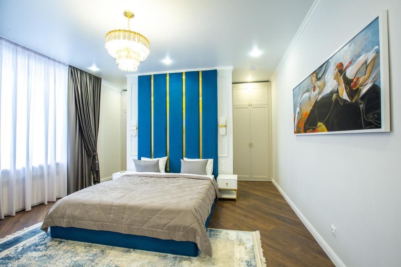 El-Tau Hotel Ekibastuz Buitenkant foto