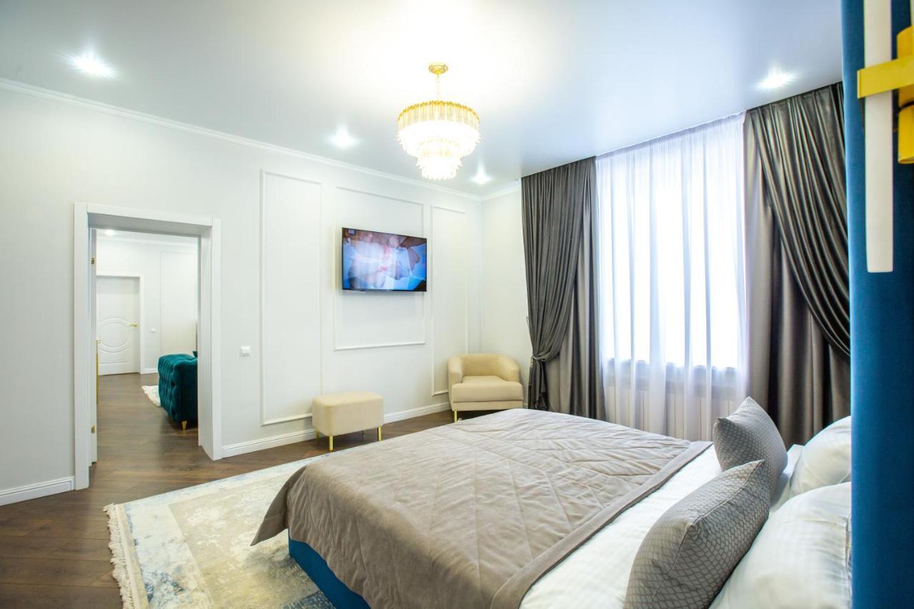 El-Tau Hotel Ekibastuz Buitenkant foto